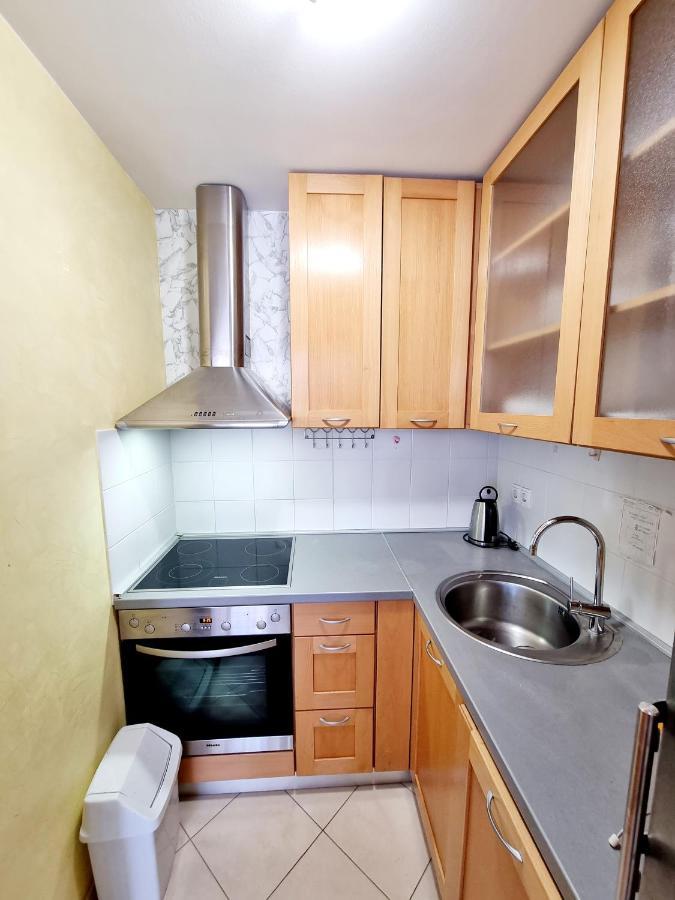 Sea View App Mirta Apartment Umag Luaran gambar