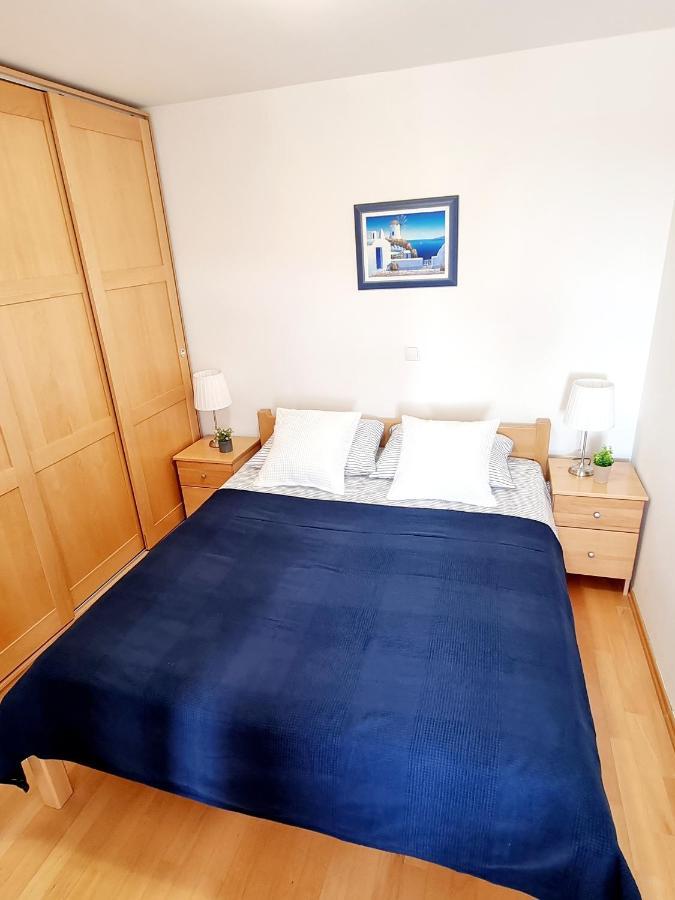 Sea View App Mirta Apartment Umag Luaran gambar