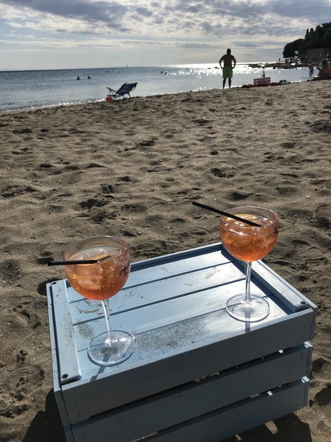 Sea View App Mirta Apartment Umag Luaran gambar